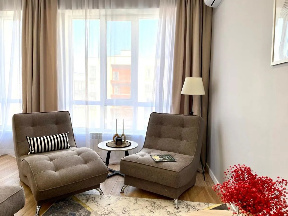 Уютная Квартира В Центре Города В Жк Terracotta, Рядом Станция Метро Apartment Almaty